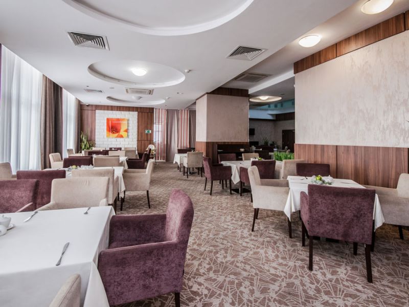 Отель "Omega Sirius" / "Омега Сириус"