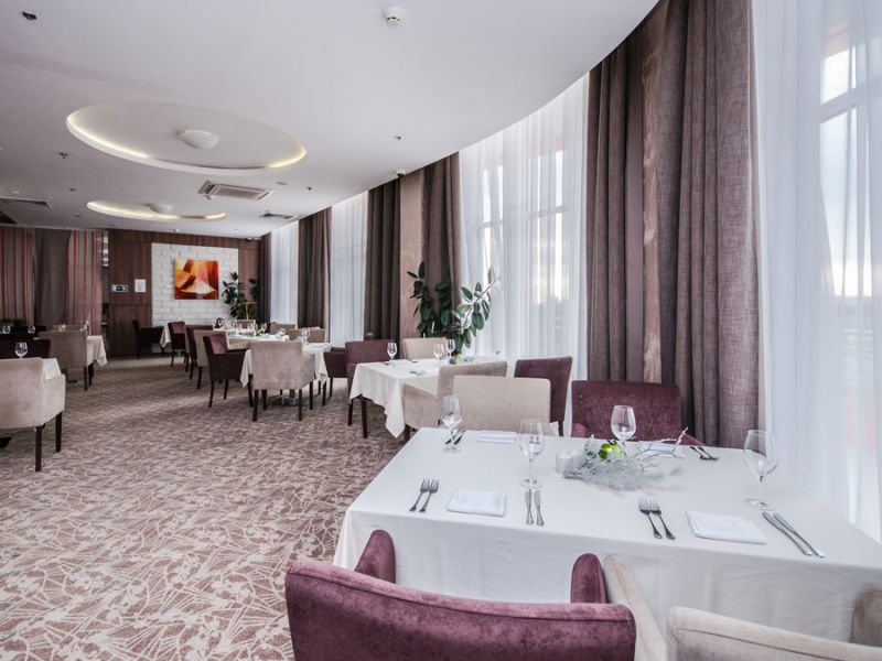 Отель "Omega Sirius" / "Омега Сириус"